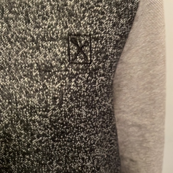 Marc Ecko Blk & Gray Sweater, Pocket in the front, Sherpa like lining  XL. - Picture 2 of 7